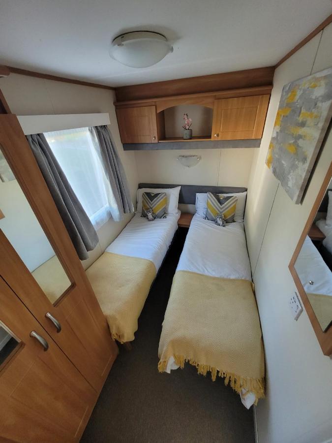 Oaklands 6 Hotel Porchfield  Kültér fotó